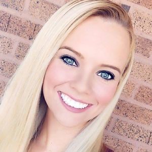 Meet your Posher, Marissa